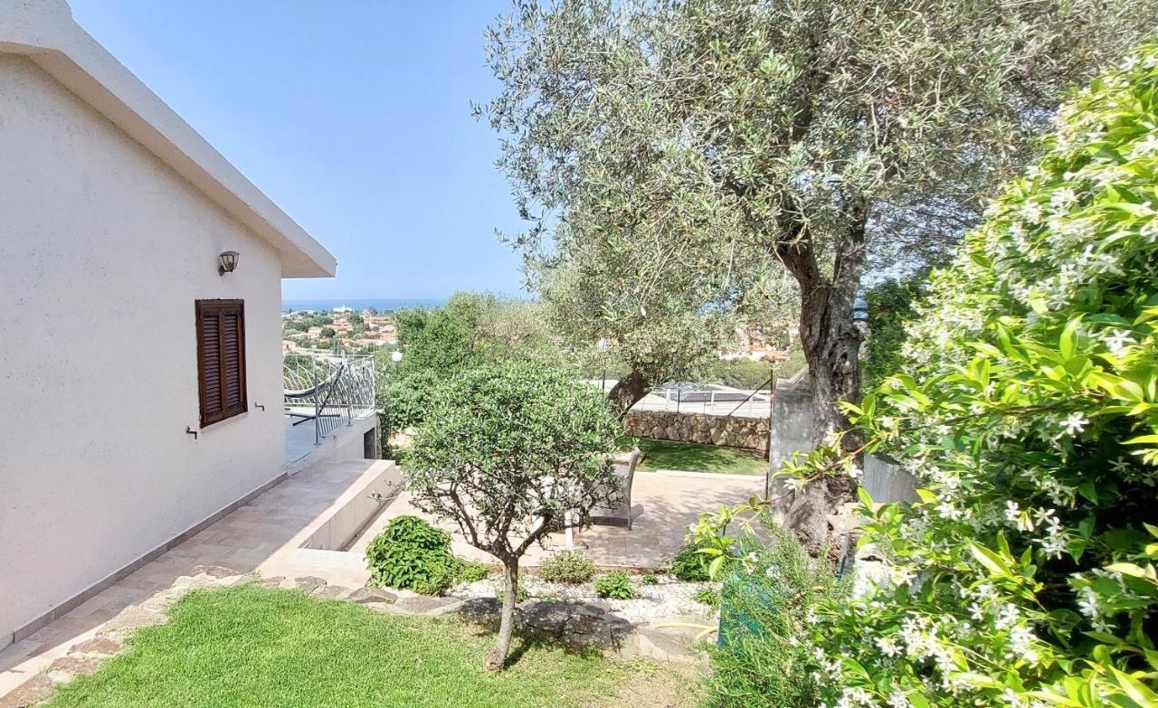 Iss Travel, Sea View Apartment Il Corbezzolo - Ground Floor With Air-Condition San Teodoro  Exteriér fotografie